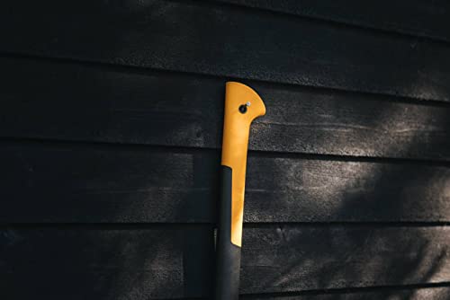 Fiskars Hacha 2,4 kg, Con estuche de almacenamiento y transporte, Longitud: 77 cm, Capa antiadherente, Cuchilla de acero/Mango de fibra de vidrio, Negro/Naranja, X25–XL, 1015643