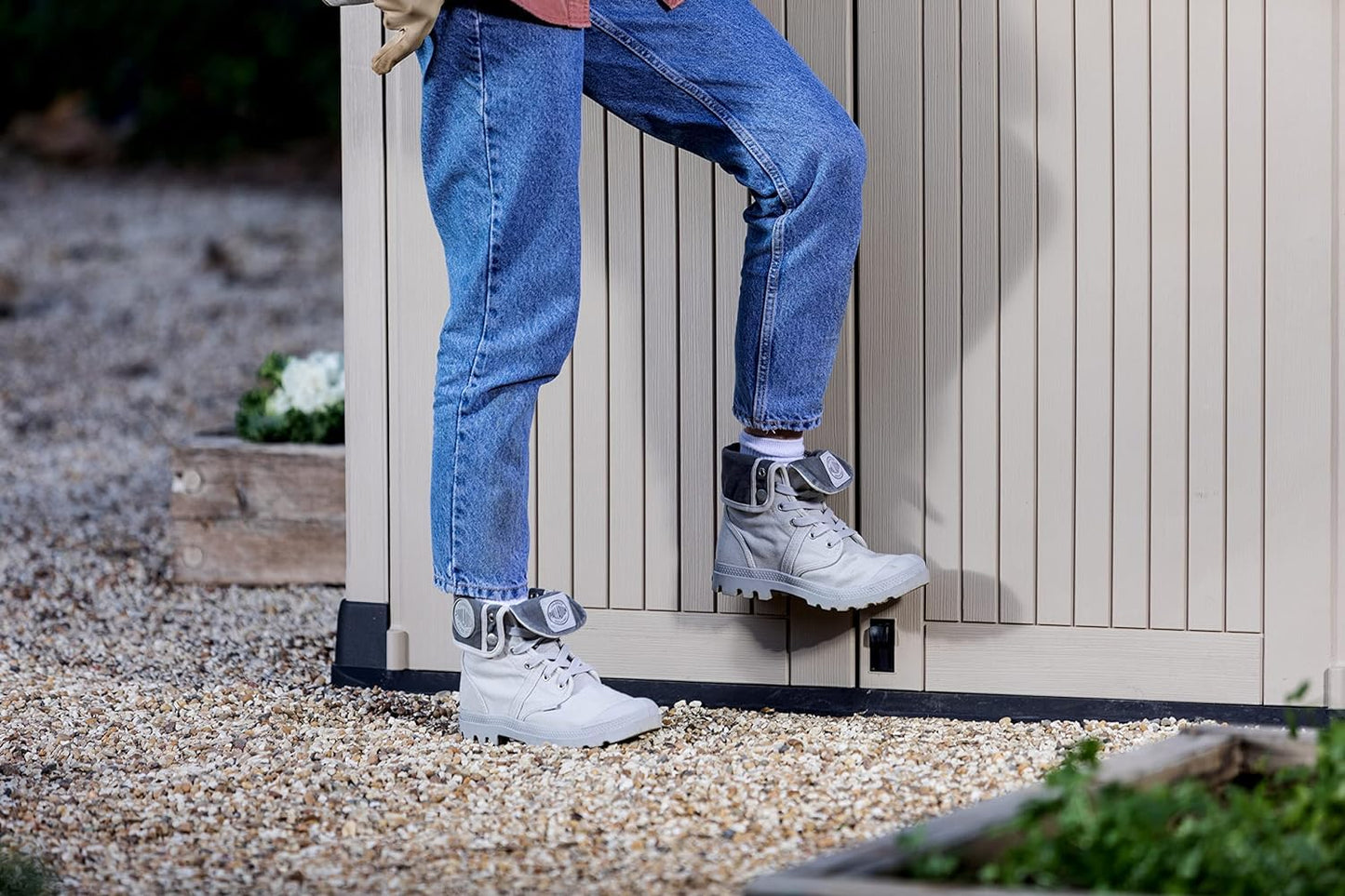 Keter Sio Midi -Cobertizo de jardín Exterior, Capacidad 880L, Color Topo/Beige, 132 x 71,5 x 113,5 cm