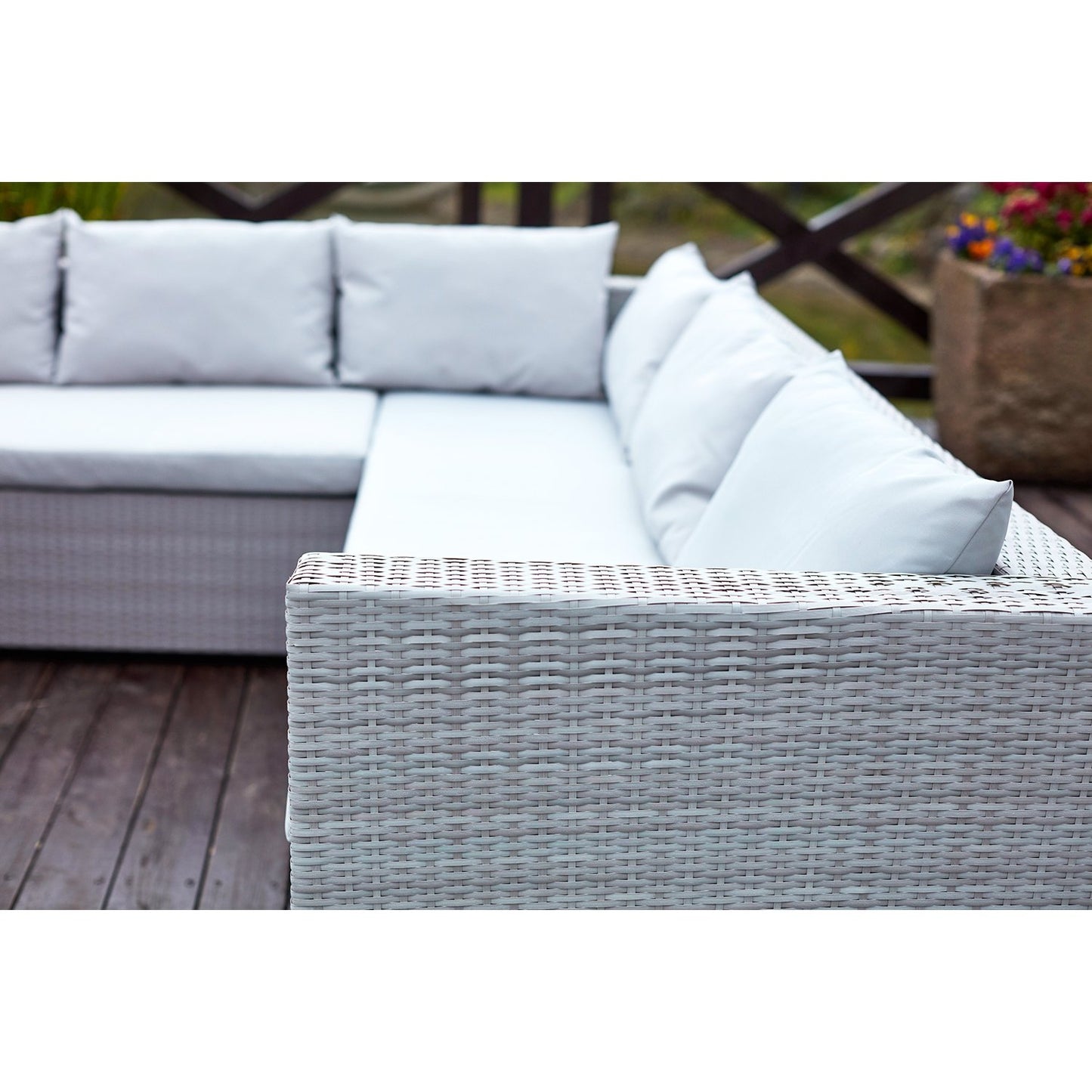 Concept-Usine | Mobiliario de Jardín Fidji, Resina Trenzada Color Gris para 10 Personas, Sofá Grandes con Asiento Reclinable, 4 Pufs y Almacenamiento. Mesa Alta con Vidrio Templado.
