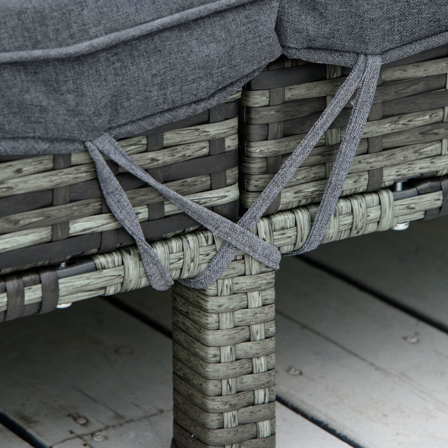 Outsunny Conjunto de Tumbona Exterior de Ratán 2 Plazas con Cojines Acolchados Resistente al Agua con Respaldo Regulable de 5 Niveles Soporta 220 kg 195x120x28 cm Gris