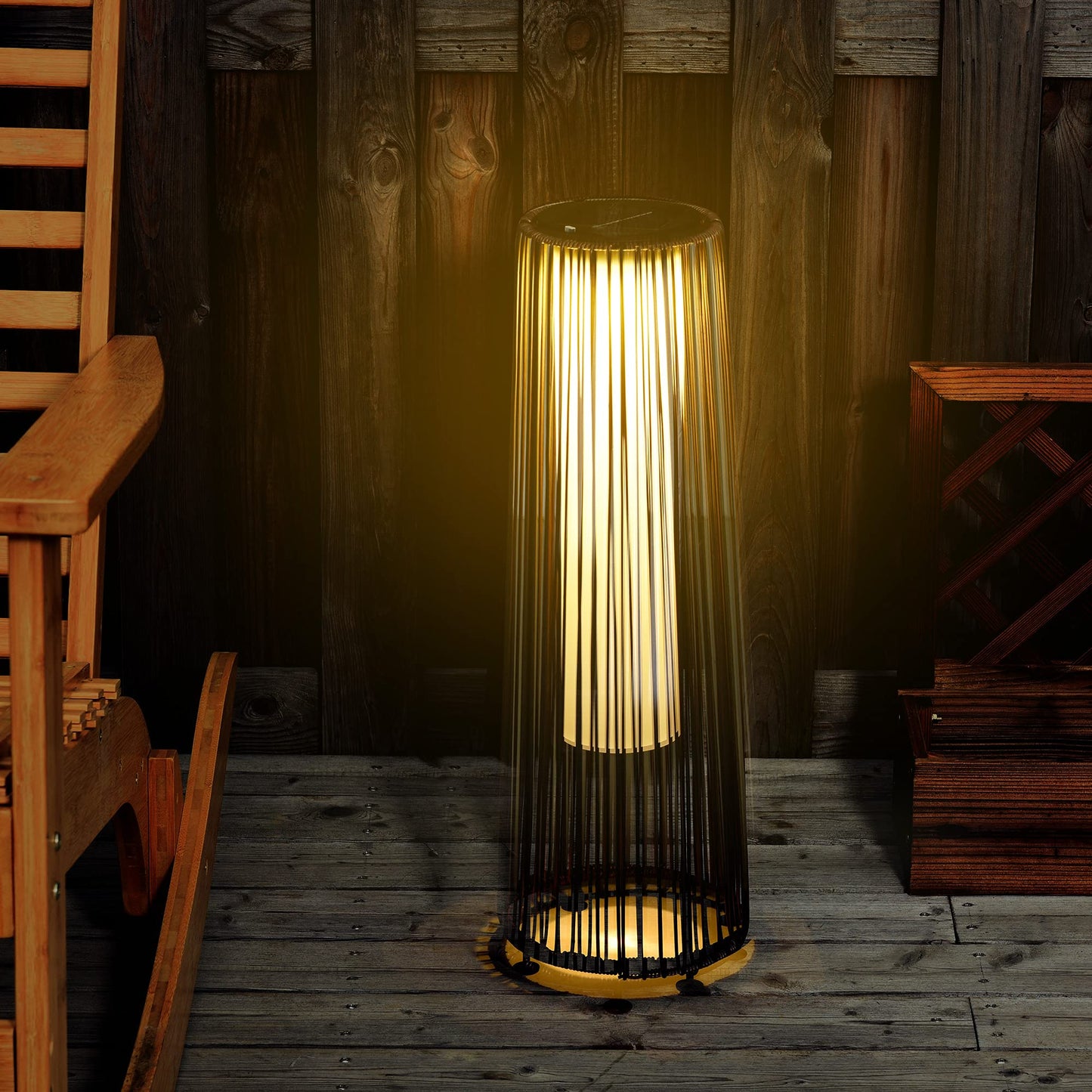 Outsunny Lámpara de Pie de Mimbre Ratán de Energía Solar con LED 0,8 W Interruptor de Control de Luz Automático Decoración para Exterior Ø21,5x61 cm Marrón