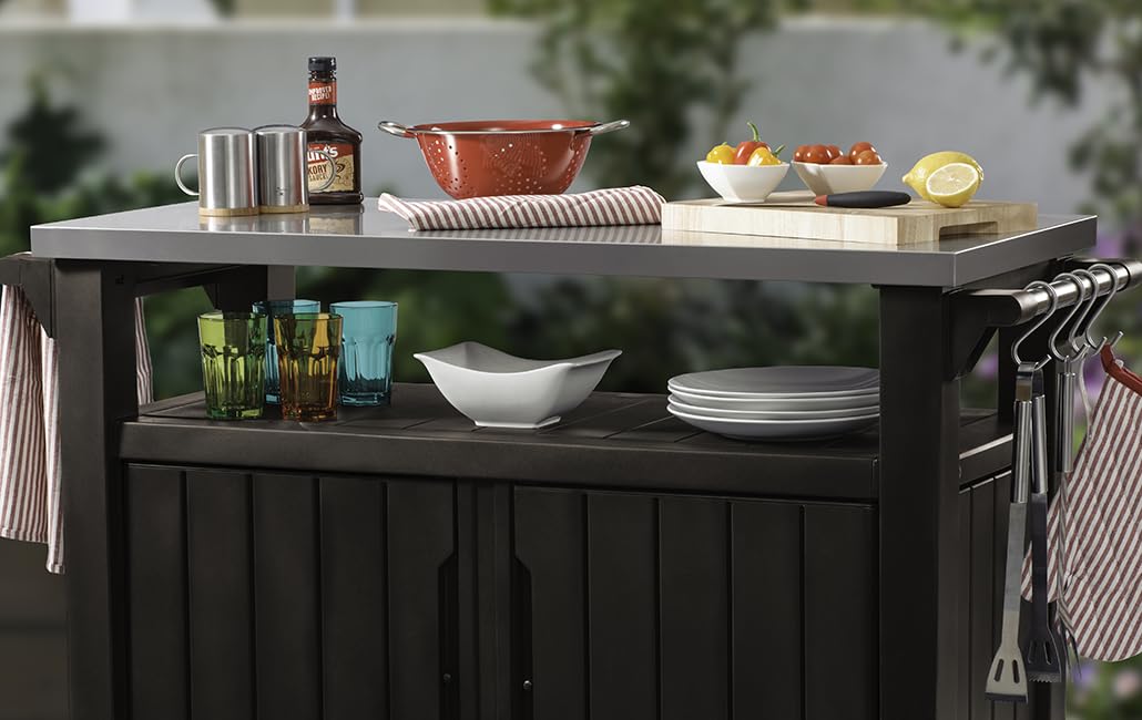 Keter Mueble Barbacoa Grande para terraza o jardín Exterior con Ruedas, Capacidad 207 litros, Color Marrón