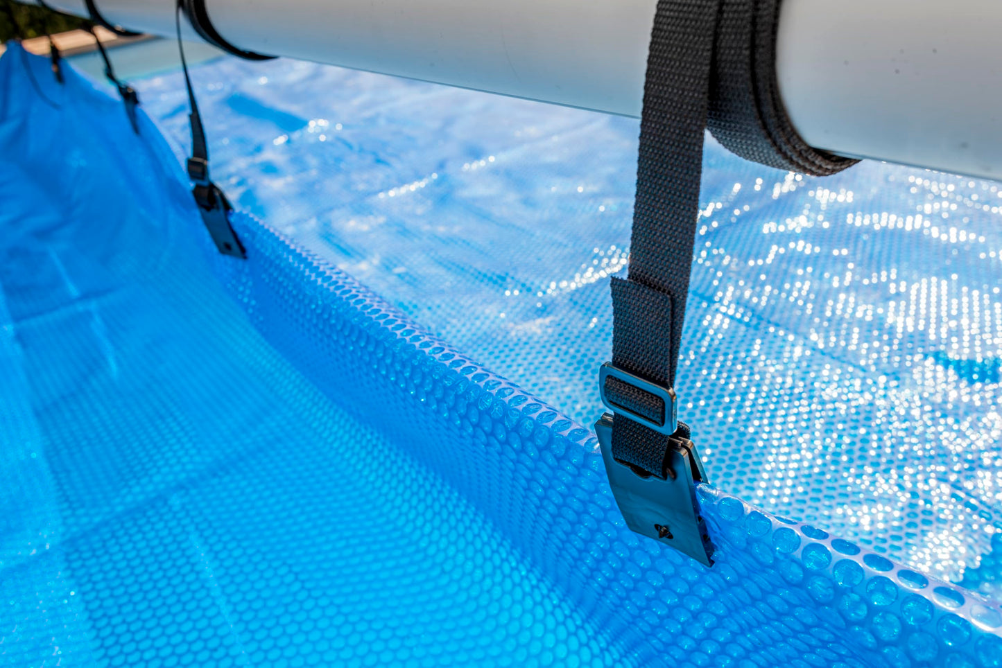 Gre 90172 - Enrollador Telescópico para Piscinas Enterradas - Ancho Máximo 5,50 m, Aluminio Anodizado y Ruedas Giratorias